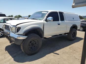 Salvage Toyota Tacoma