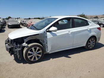  Salvage Hyundai ACCENT