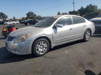  Salvage Nissan Altima