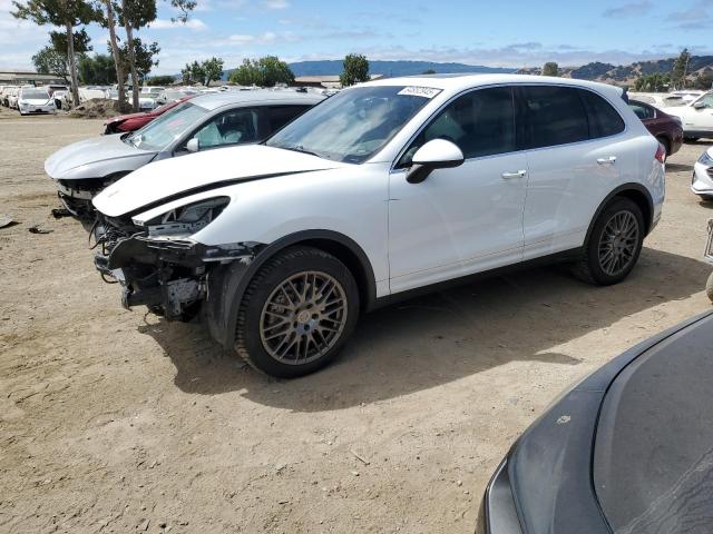 Salvage Porsche Cayenne