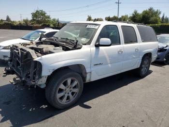  Salvage GMC Yukon