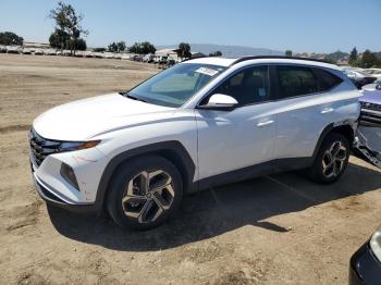  Salvage Hyundai TUCSON