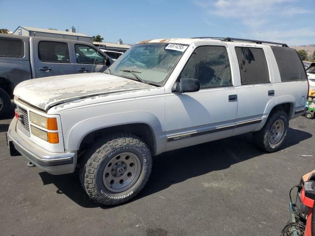  Salvage GMC Yukon