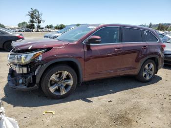  Salvage Toyota Highlander