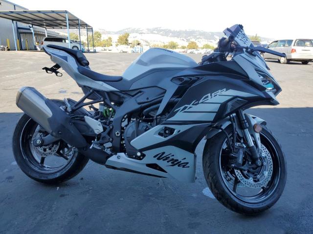  Salvage Kawasaki Zx400 S