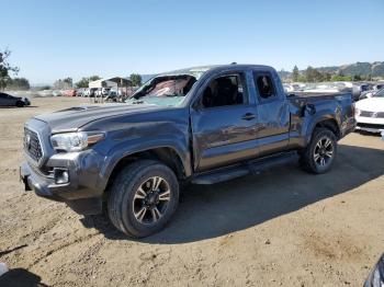  Salvage Toyota Tacoma