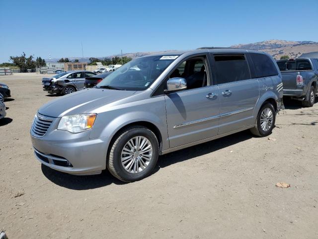  Salvage Chrysler Minivan
