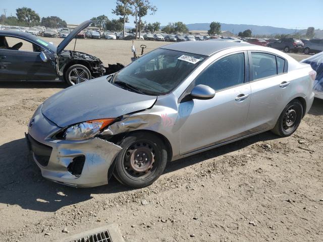  Salvage Mazda 3