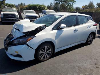  Salvage Nissan LEAF
