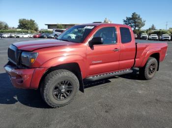  Salvage Toyota Tacoma