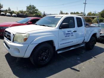  Salvage Toyota Tacoma