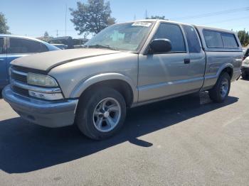  Salvage Chevrolet S-10