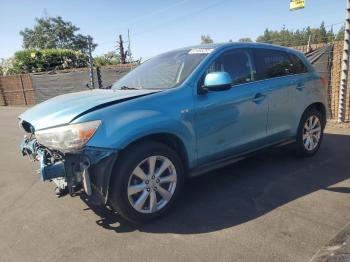  Salvage Mitsubishi Outlander