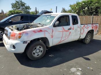  Salvage Toyota Tacoma