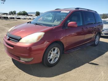  Salvage Toyota Sienna