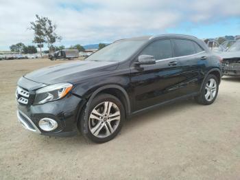  Salvage Mercedes-Benz GLA