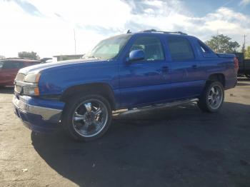  Salvage Chevrolet Avalanche