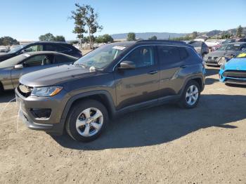  Salvage Jeep Compass