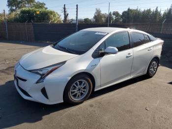  Salvage Toyota Prius