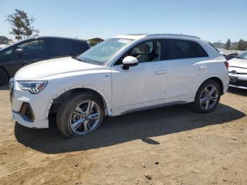  Salvage Audi Q3
