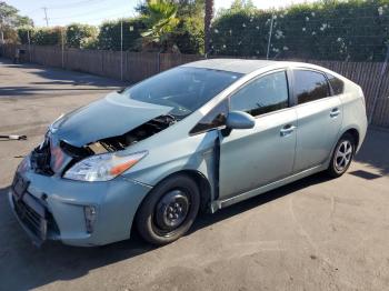  Salvage Toyota Prius
