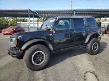  Salvage Ford Bronco