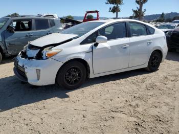  Salvage Toyota Prius