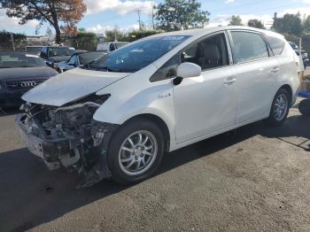  Salvage Toyota Prius