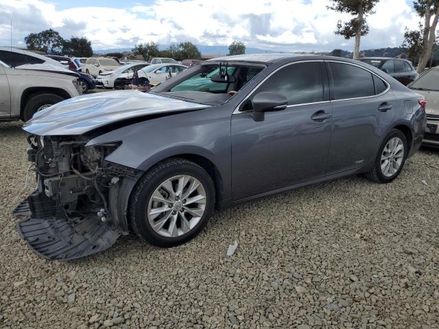 Salvage Lexus Es