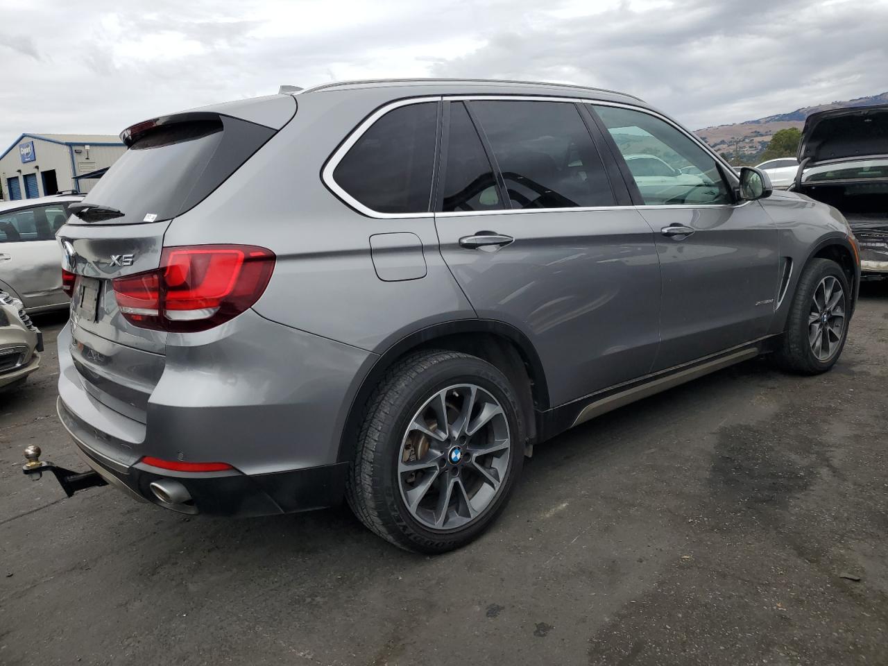 BMW X Series Xdrive35d Image 6