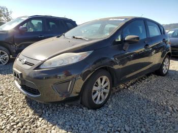  Salvage Ford Fiesta