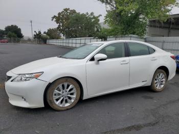  Salvage Lexus Es