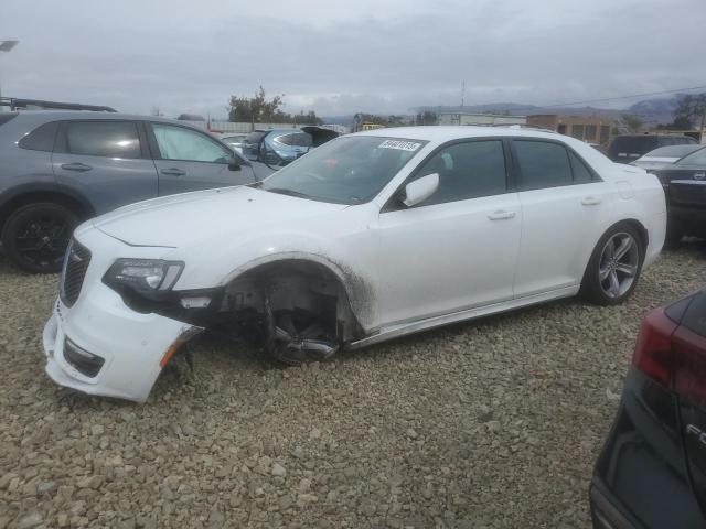  Salvage Chrysler 300