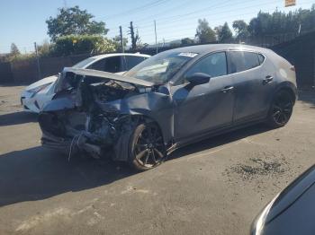  Salvage Mazda 3