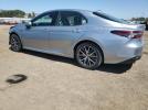 Toyota Camry Xle Image 2