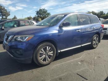  Salvage Nissan Pathfinder