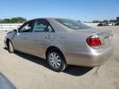 Toyota Camry Le Image 12