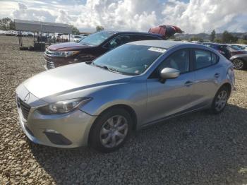  Salvage Mazda 3