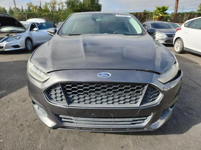 Ford Fusion Se Image 2