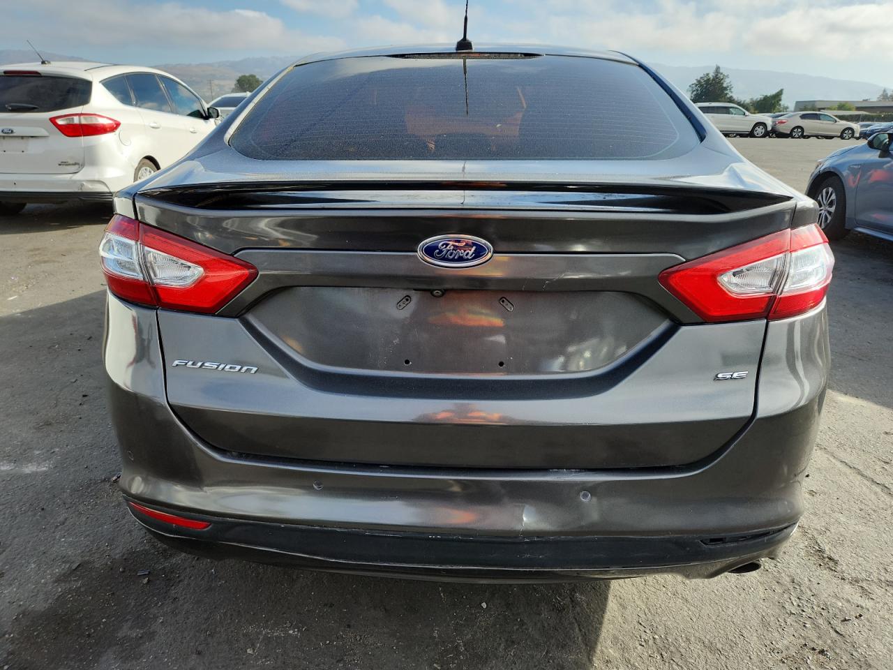 Ford Fusion Se Image 5