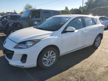  Salvage Mazda 3