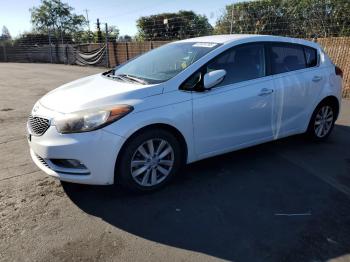  Salvage Kia Forte