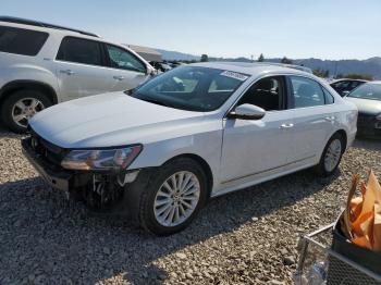  Salvage Volkswagen Passat