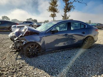  Salvage Mazda 3