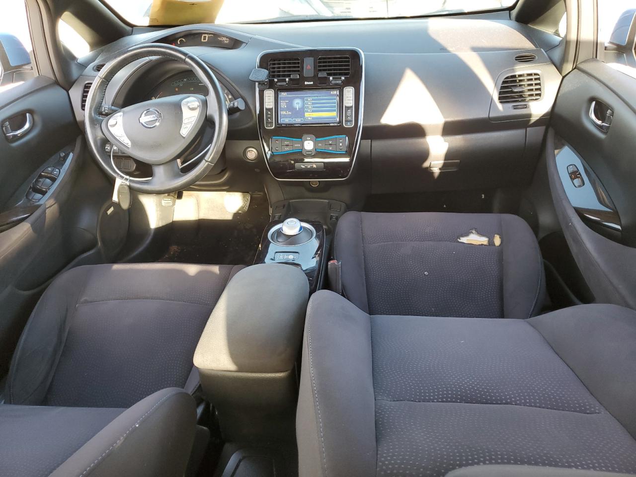 Nissan LEAF S Image 6