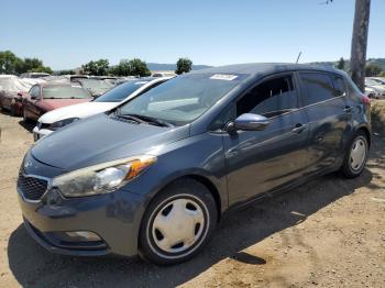  Salvage Kia Forte