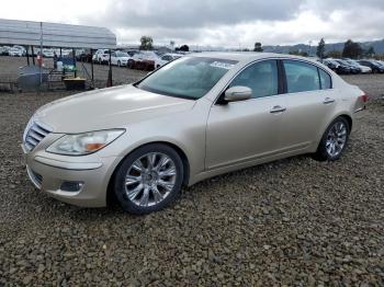 Salvage Hyundai Genesis