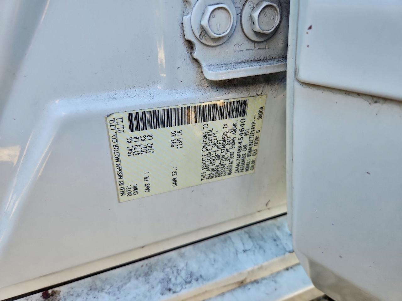 Nissan Altima Base Image 10