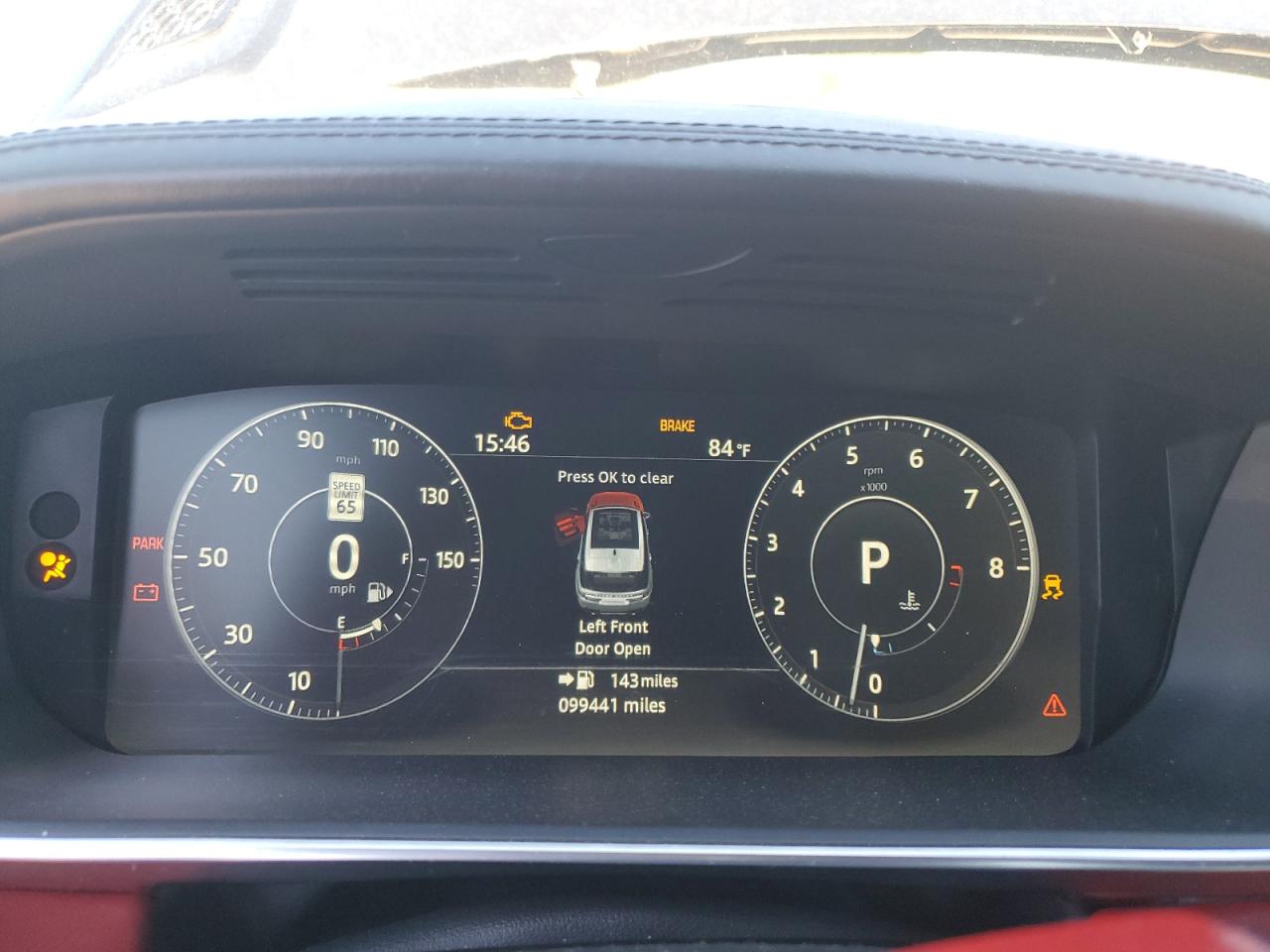 Land Rover Range Rover Hse Dynamic Image 8