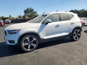  Salvage Volvo XC40